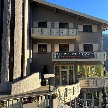 Hotel Vezza Alpine Lodge & Spa Vezza dʼOglio Eksteriør billede