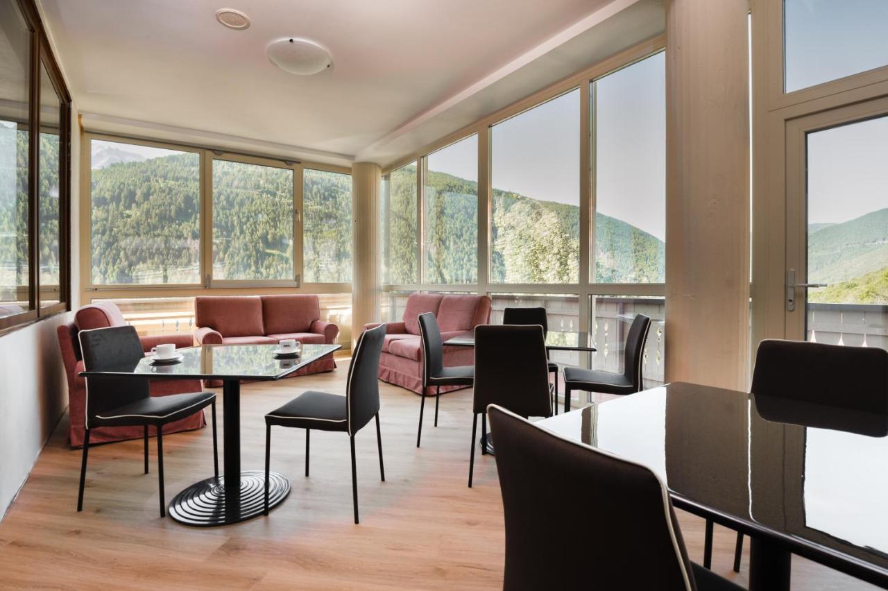 Hotel Vezza Alpine Lodge & Spa Vezza dʼOglio Eksteriør billede