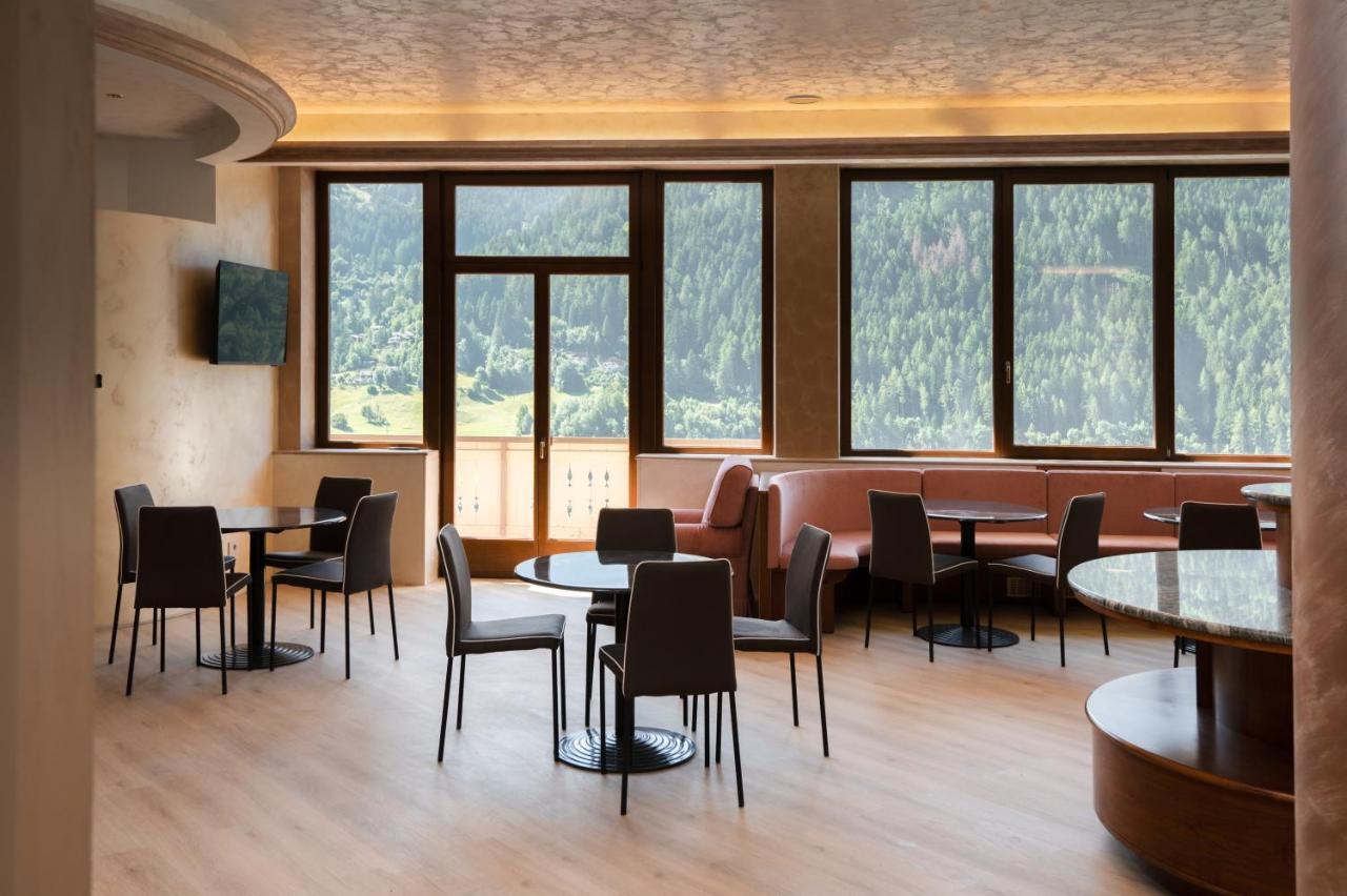 Hotel Vezza Alpine Lodge & Spa Vezza dʼOglio Eksteriør billede